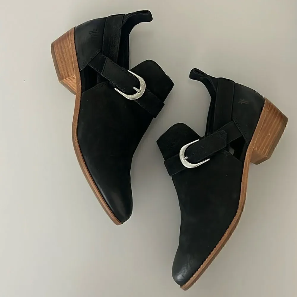 Frye Mia Cut Out Bootie in Black Size 9.5